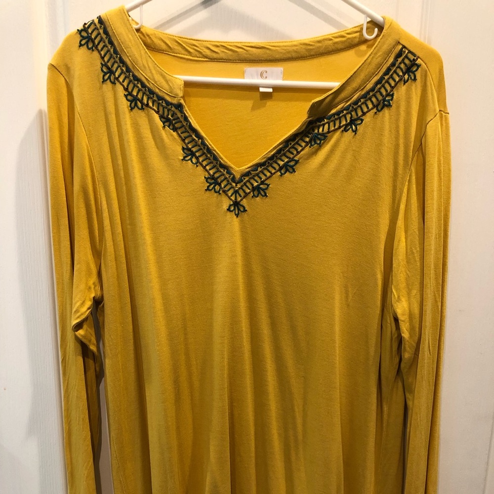 Boho Embroidered 3/4 Sleeve Top